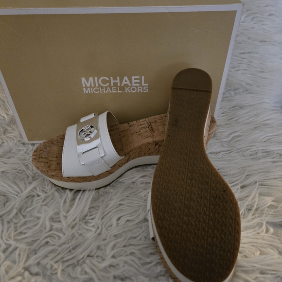 Michael Kors White Slide Sandals - Picture 5 of 5